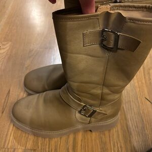 VIP Tan Women's Winter Boots Dr Scholls